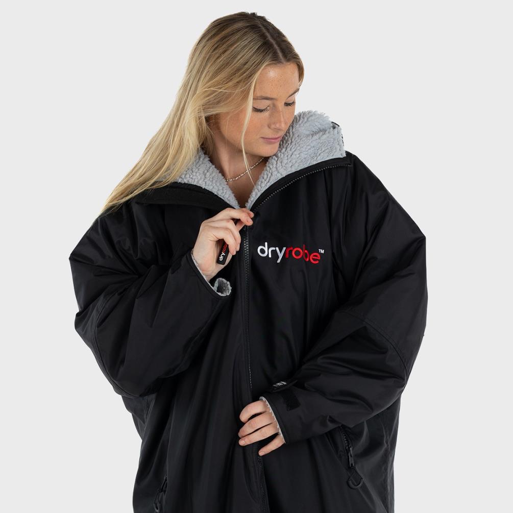 dryrobe Advance Long Sleeve Changing Robe - Black / Grey Extra Image 2
